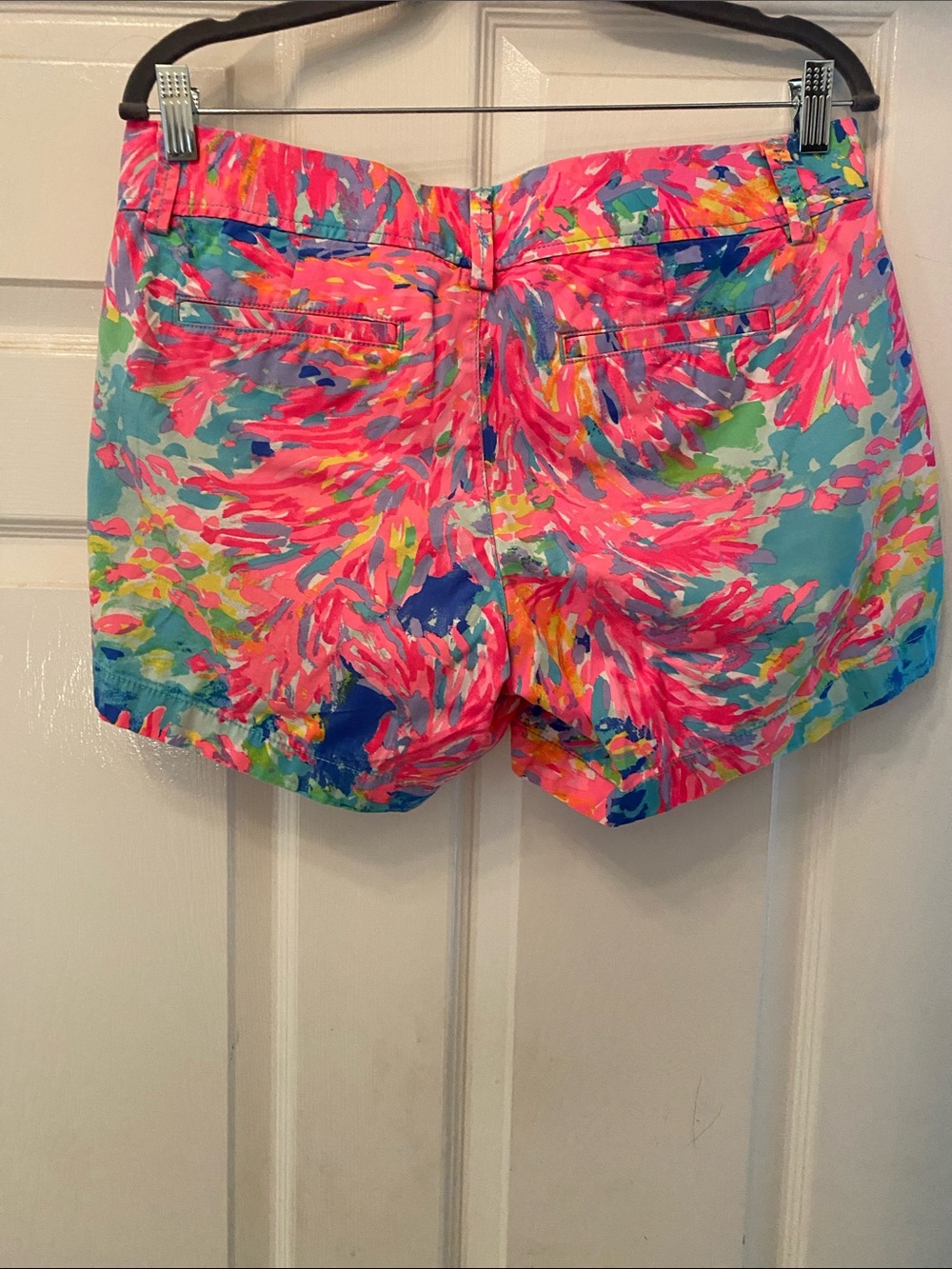 Lilly Pulitzer Size 8 Callahan Shorts - Picture 5 of 7